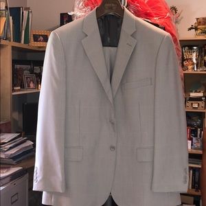 Men’s suit